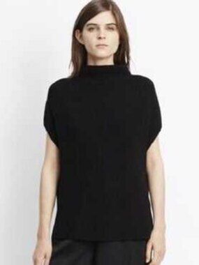 Vince Sleeveless Wool & Cashmere Turtleneck Sweater Poncho Size Small